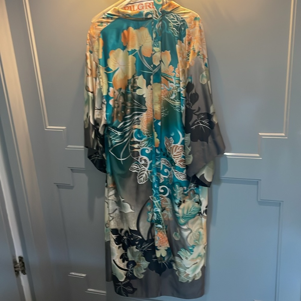 Natori Vintage Silk Nightgown and Robe - Picture 4 of 4